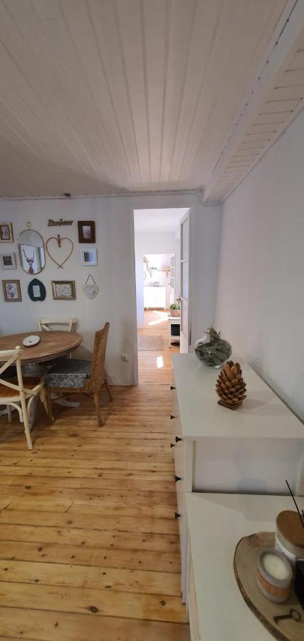 Apartamento Con Encanto Tipico Cereta Centro Puigcerda Bagian luar foto