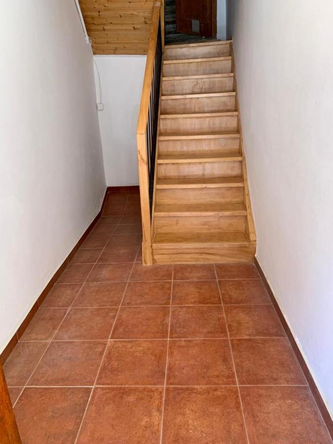 Apartamento Con Encanto Tipico Cereta Centro Puigcerda Bagian luar foto